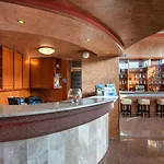 舒适酒店公寓 4* Rhodes City