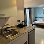 舒适酒店公寓 4* Rhodes City