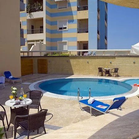 Aparthotel Comfort 2*