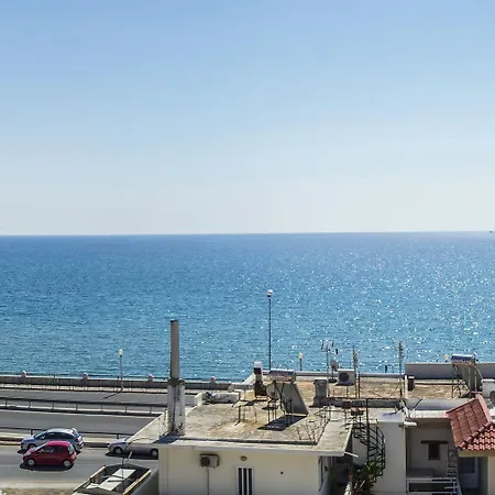 Comfort アパートホテル