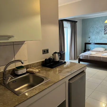 舒适酒店公寓 4* Rhodes City