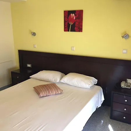 Comfort Aparthotel 2*