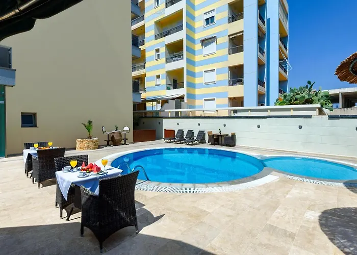 Comfort Aparthotel 4*